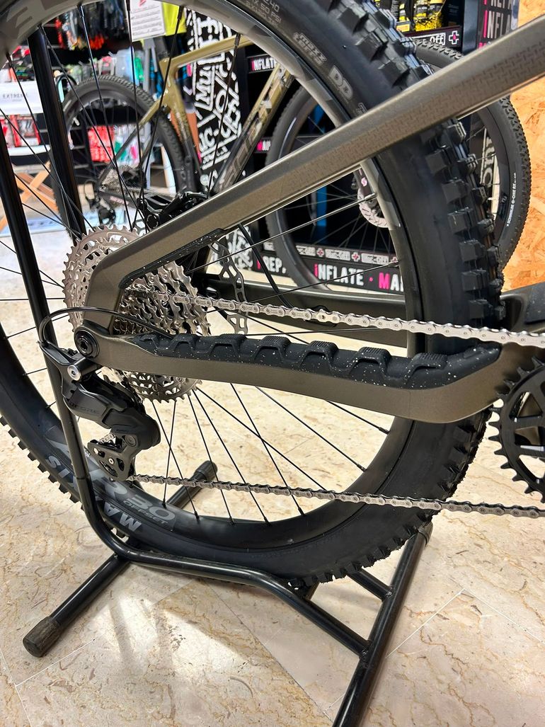 Orbea Wild LT M20 2027 Mountainbike de segunda mano, Verde — imagen 4 de 23