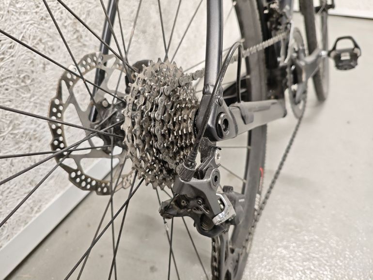 Used Orbea TERRA H30 2023 2023 Road & Gravel, Black — image 5 of 6