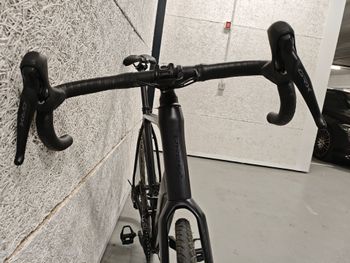 Used Orbea TERRA H30 2023 2023 Road & Gravel, Black — image 3 of 6