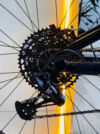 Used Focus JAM 8.8 2022 2022 Mountainbike, Black, 29 — image 6 of 17