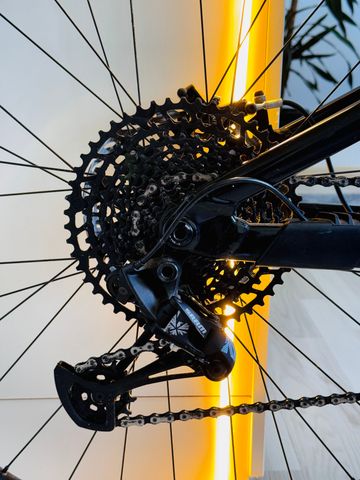 Used Focus JAM 8.8 2022 2022 Mountainbike, Black, 29 — image 6 of 17