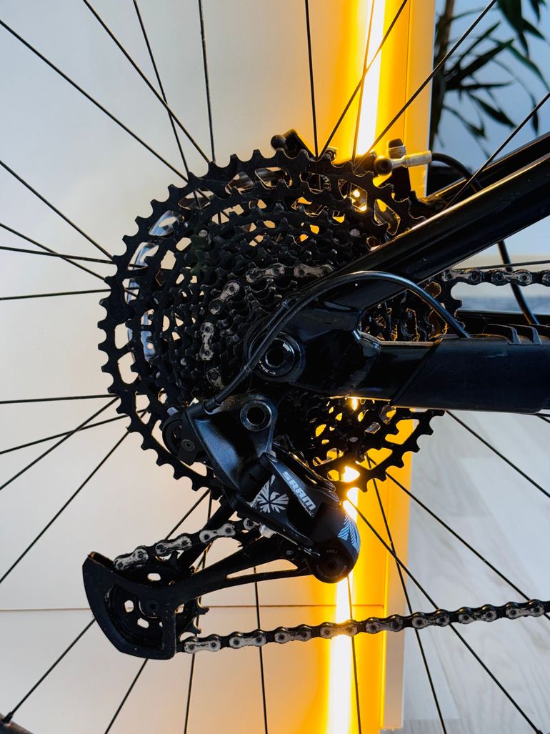 Used Focus JAM 8.8 2022 2022 Mountainbike, Black, 29 — image 6 of 17