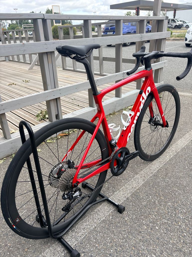 Used Cervélo Cervelo Caledonia 5 Di2 Disc 2021 2021 Road & Gravel, Red — image 2 of 7
