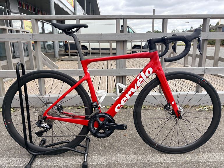 Used Cervélo Cervelo Caledonia 5 Di2 Disc 2021 2021 Road & Gravel, Red — image 1 of 7