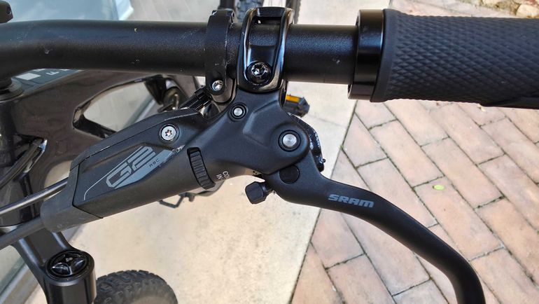 Używany ROCKRIDER Feel 900 S Team Edition 2024 Mountainbike — zdjęcie 19 z 23