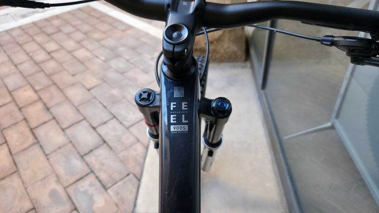 Używany ROCKRIDER Feel 900 S Team Edition 2024 Mountainbike — zdjęcie 17 z 23