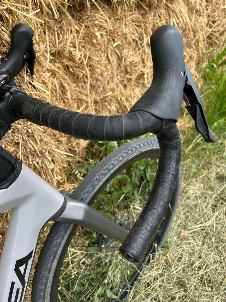 Used Orbea TERRA M30 TEAM 1X 2023 2023 Road & Gravel, Light Gray — image 5 of 9