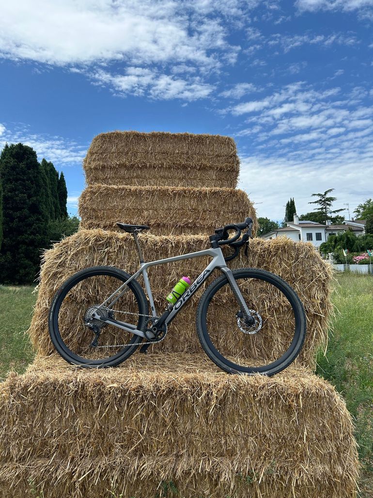 Used Orbea TERRA M30 TEAM 1X 2023 2023 Road & Gravel, Light Gray — image 6 of 9