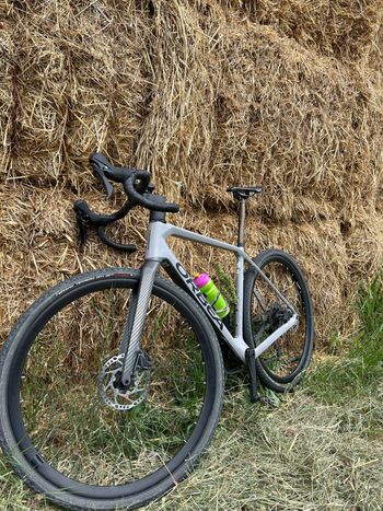 Used Orbea TERRA M30 TEAM 1X 2023 2023 Road & Gravel, Light Gray — image 7 of 9