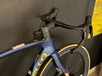 Used Pinarello Dogma F Team Q36.5 2026 Road & Gravel, Blue — image 5 of 6