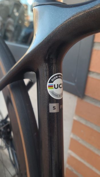 Giant Tcr SRAM Force eTap AXS 2022 Road & Gravel de segunda mano, Negro — imagen 7 de 9