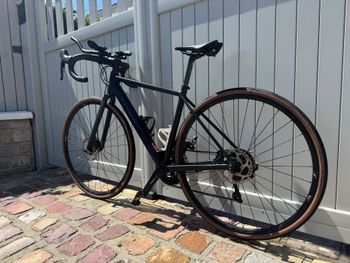 Used Canyon Endurace 7 2024 2024 Road & Gravel, Black — image 9 of 10