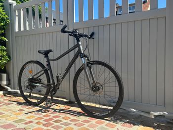 Used RIVERSIDE Hybrid Bike 700 2023 2023 Urban, Light Gray — image 3 of 7