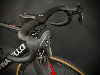 Tweedehands Pinarello Dogma F8 - Campagnolo Record 2019 Road & Gravel — afbeelding 11 van 14