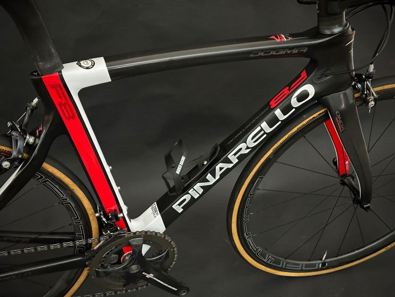 Tweedehands Pinarello Dogma F8 - Campagnolo Record 2019 Road & Gravel — afbeelding 8 van 14
