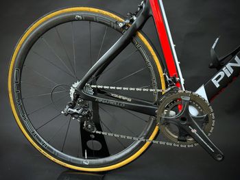 Tweedehands Pinarello Dogma F8 - Campagnolo Record 2019 Road & Gravel — afbeelding 4 van 14