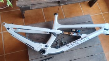 Used Canyon Spectral 125 CF 9 2023 Frameset 2023 Mountainbike, White, 29 — image 7 of 25