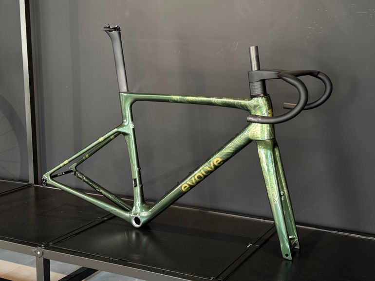 Tweedehands Evolve Cima Emerge Frameset 2026 Road & Gravel — afbeelding 2 van 5