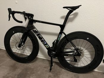 Used Factor OSTRO VAM SRAM RED eTap AXS 2023 2023 Road & Gravel, Black — image 8 of 11
