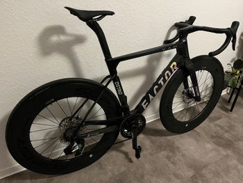 Used Factor OSTRO VAM SRAM RED eTap AXS 2023 2023 Road & Gravel, Black — image 3 of 11