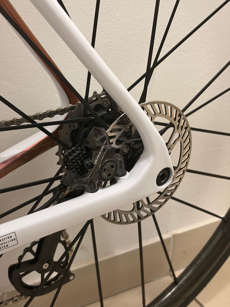 Used Bianchi Specialissima - Dura Ace Di2 2022 2022 Road & Gravel, White — image 7 of 8