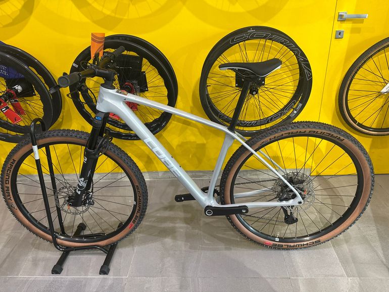 Used CUBE REACTION C:62, RACE 2026 2026 Mountainbike, Light Gray, 29 — image 4 of 4