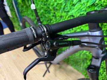 Used Scott Ransom 930 2023 2023 Mountainbike, Light Gray, 29 — image 2 of 7