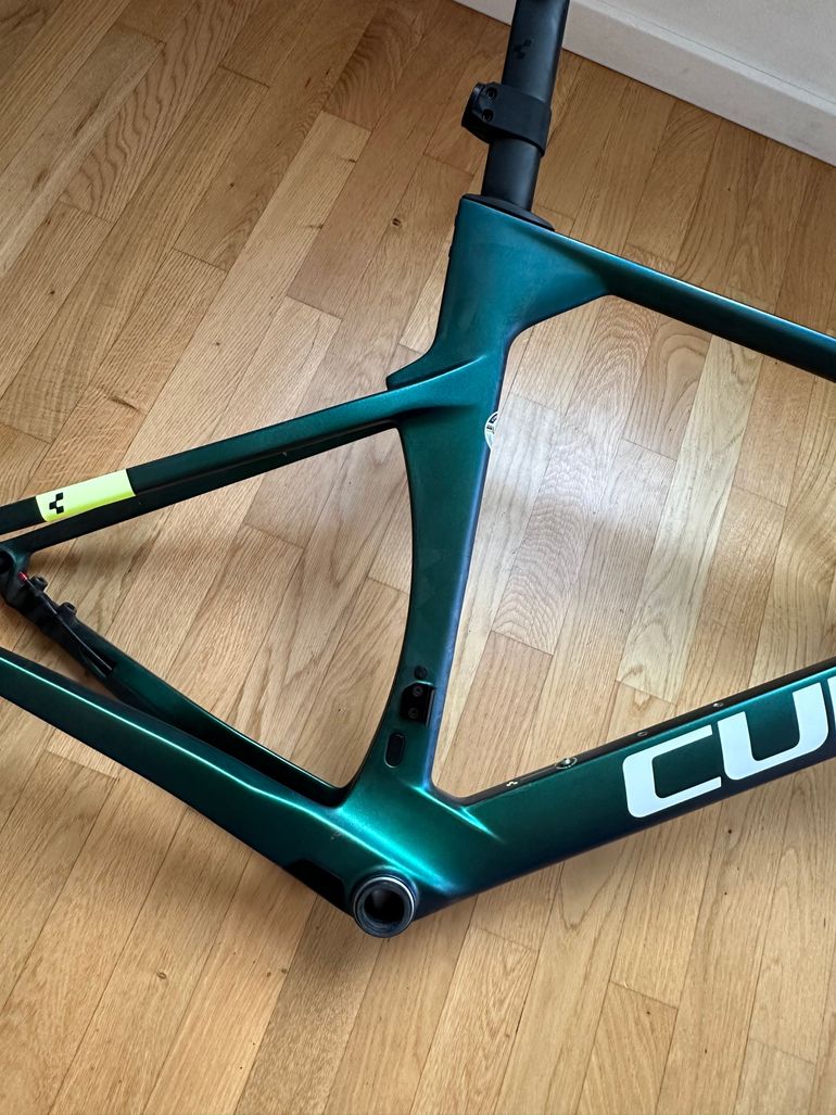 Used CUBE LITENING AERO C:68X, FRAMESET 2025 Frameset 2025 Road & Gravel, Green — image 9 of 17