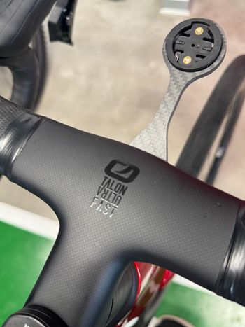 Used Pinarello F7 MY26 2026 Road & Gravel, Red — image 8 of 8