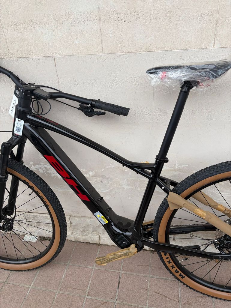 Used BH CORE 29 2024 2024 Urban, Black — image 9 of 10