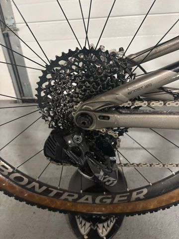 Gebrauchtes Trek Top Fuel 9.7 2018 2018 Mountainbike, Hellgrau — Bild 3 von 5