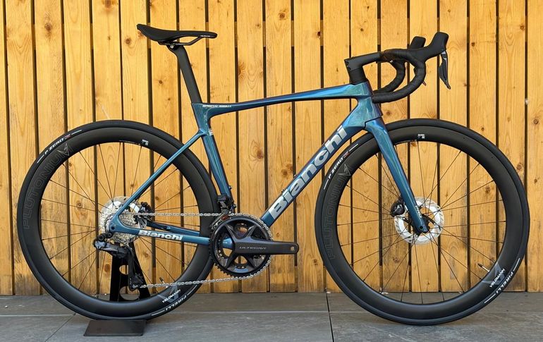 Bianchi Specialissima PRO 2026 2026 Road & Gravel d'occasion — image 1 sur 9