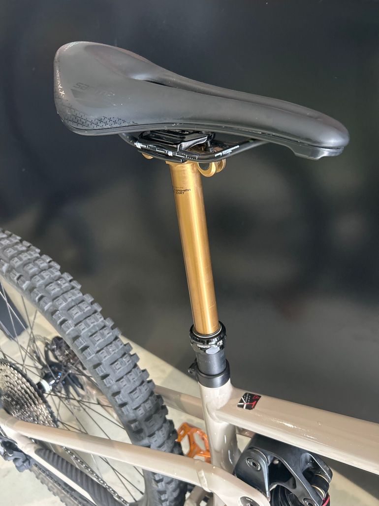 Used Focus SAM² 6.9 2022 2022 Mountainbike, Orange, 29 — image 9 of 10