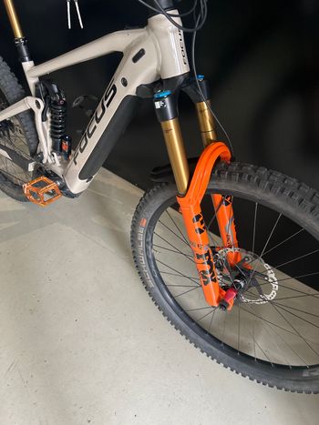 Used Focus SAM² 6.9 2022 2022 Mountainbike, Orange, 29 — image 5 of 10