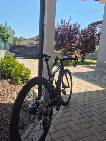 Used Trek Madone SL 6 AXS Gen 8 2027 2027 Road & Gravel, Black — image 10 of 10