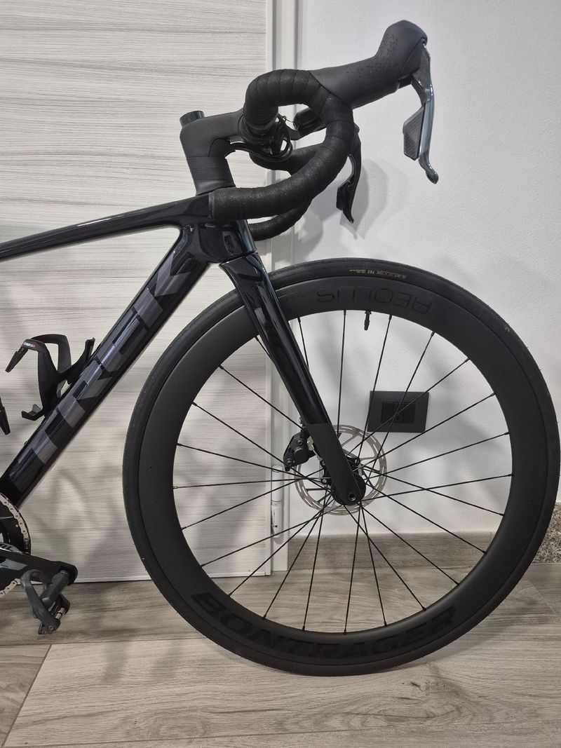 Used Trek Madone SL 6 AXS Gen 8 2027 2027 Road & Gravel