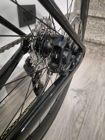 Used Trek Madone SL 6 AXS Gen 8 2027 2027 Road & Gravel, Black — image 9 of 10
