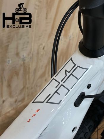 Käytetty KTM Macina Race 571 Shimano Deore 2022 Mountainbike — kuva 8 / 12