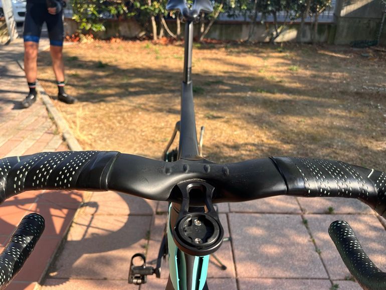 Used Bianchi Oltre PRO Ultegra Di2 2023 2023 Road & Gravel, Black — image 11 of 15