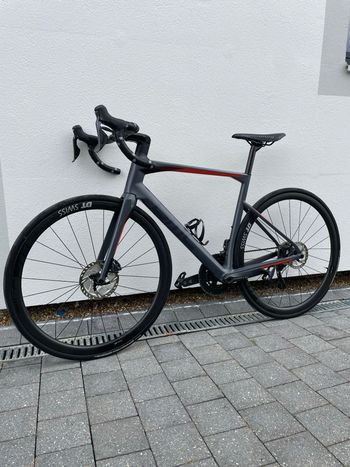 Używany BMC Roadmachine 01 THREE 2020 2020 Road & Gravel — zdjęcie 2 z 7