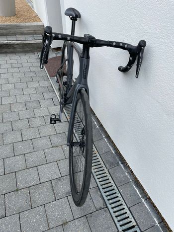 Używany BMC Roadmachine 01 THREE 2020 2020 Road & Gravel — zdjęcie 5 z 7