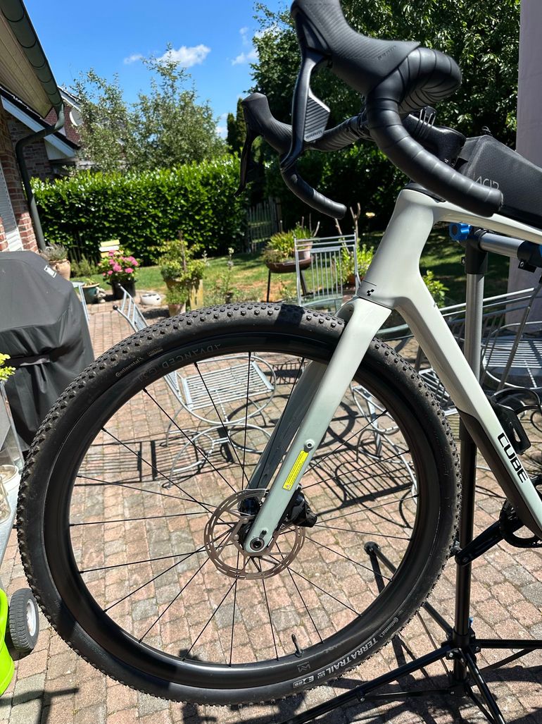 Used CUBE NUROAD C:62, EX 2026 2026 Road & Gravel, Light Gray — image 4 of 5