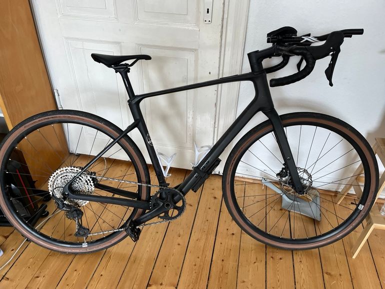 Used CUBE C:62 One Carb´n Glossy 2025 Road & Gravel, Black — image 3 of 7