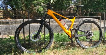 Used Scott Spark 910 2023 2023 Mountainbike, Orange, 29 — image 2 of 9