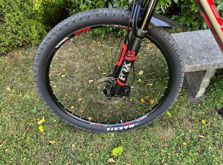 Used BH Bikes Custom Shimano Deore XT 2021 Mountainbike, Light Gray — image 7 of 12