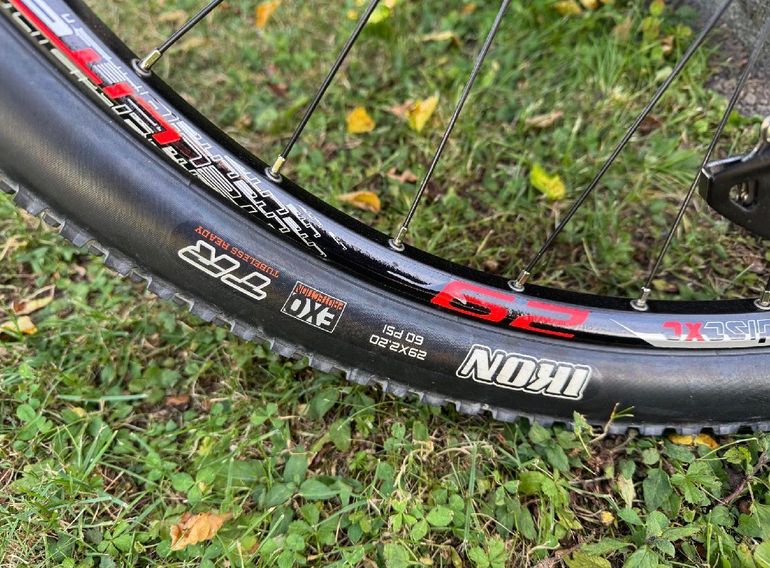 Used BH Bikes Custom Shimano Deore XT 2021 Mountainbike, Light Gray — image 5 of 12