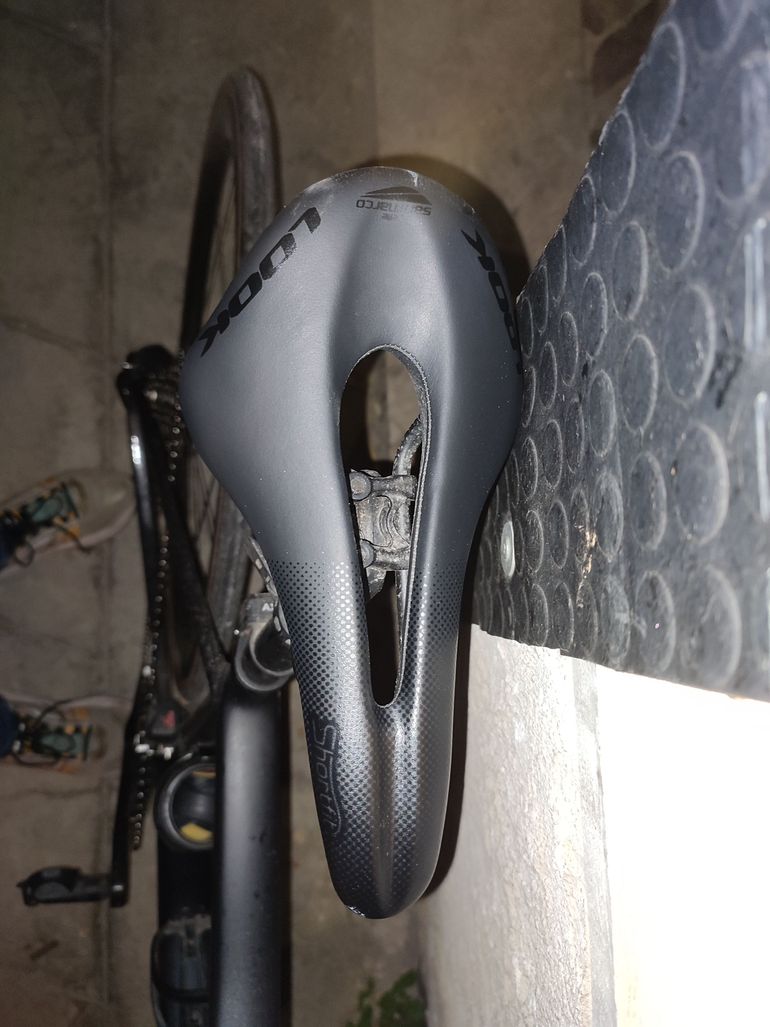 Used Look 785 Huez 105 Di2 2024 2024 Road & Gravel, Blue — image 3 of 16