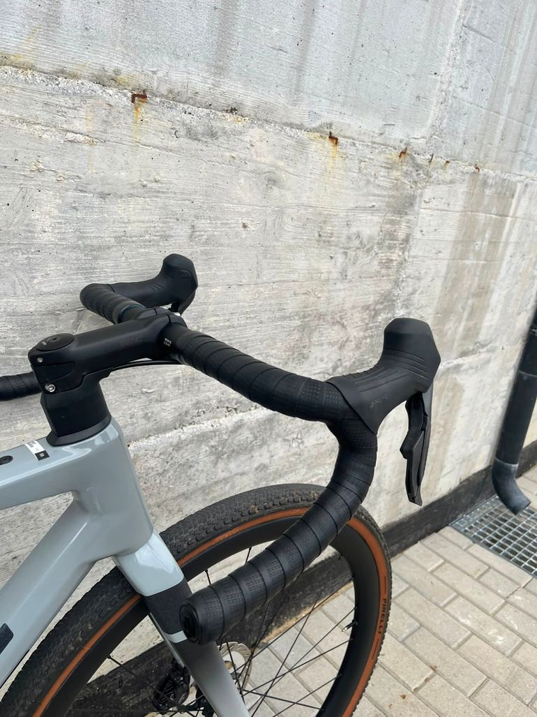 Used BMC Kaius 01 THREE 2026 2026 Road & Gravel, Light Gray — image 3 of 8