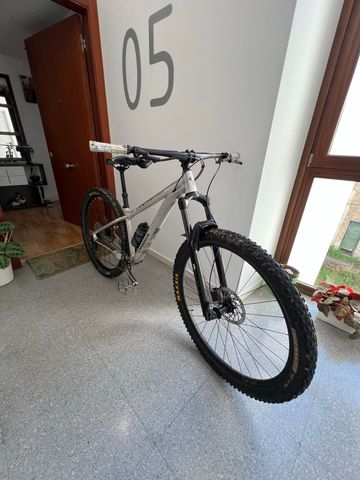 Brugt Orbea LAUFEY H10 2022 2022 Mountainbike — billede 9 af 10