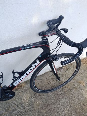 Used Bianchi Infinito Shimano 105 2016 Road & Gravel, Black — image 5 of 6